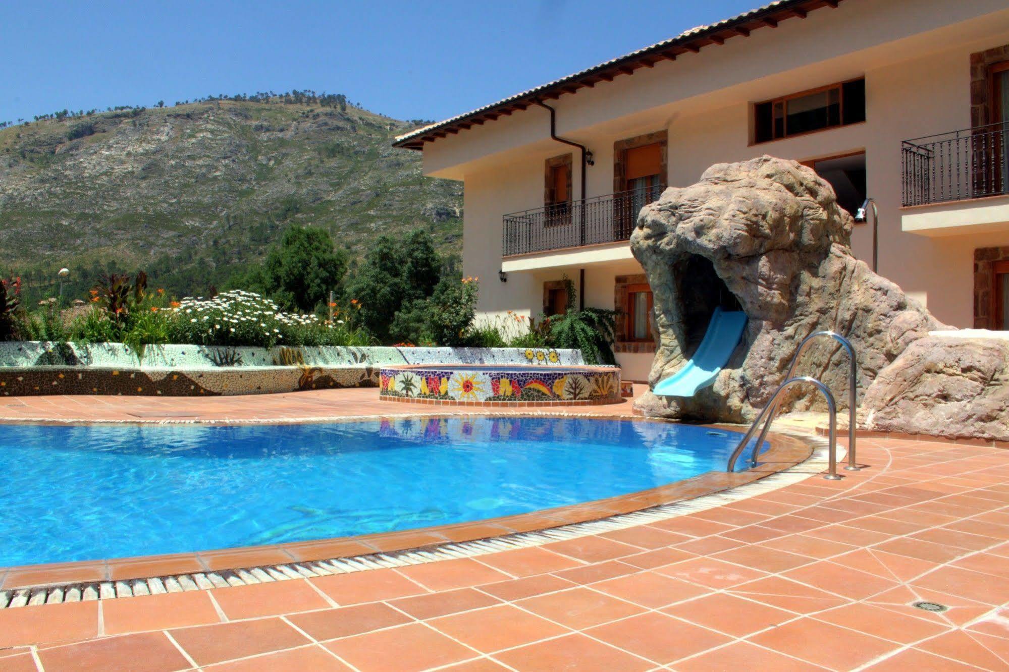 Hotel Balneario Parque De Cazorla Arroyo Frio Kültér fotó